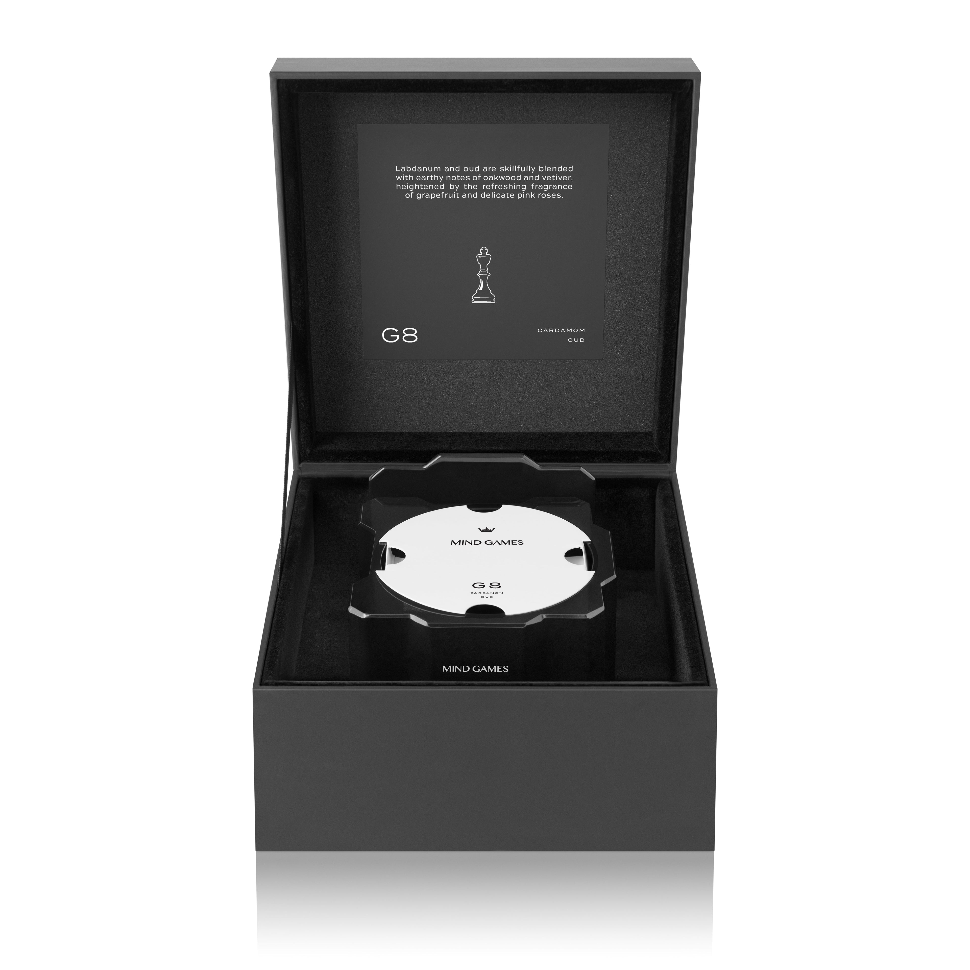 G8 Cardamom Oud 10 oz Luxury Candle